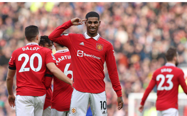 了无数观众 了无数观众