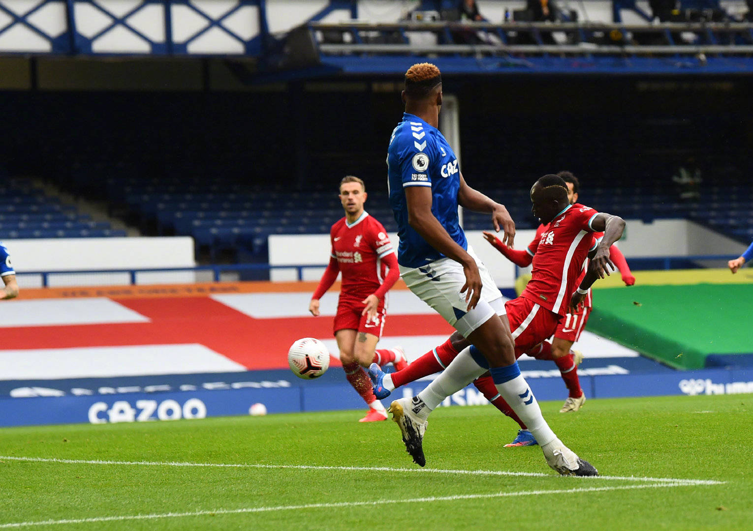 个更透明 个更透明